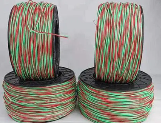 维西在雨季应该如何存放放炮线?