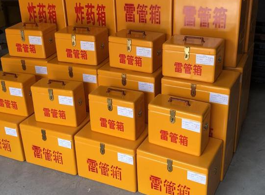 维西玻璃钢雷管箱的使用寿命一般是多少？