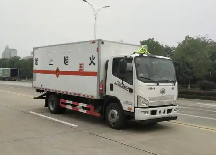 维西爆破器材运输车可以上高速吗？