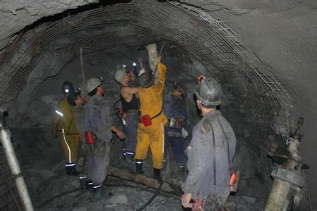 维西工程爆破中的危险因素分析以及应对工程爆破危险的措施